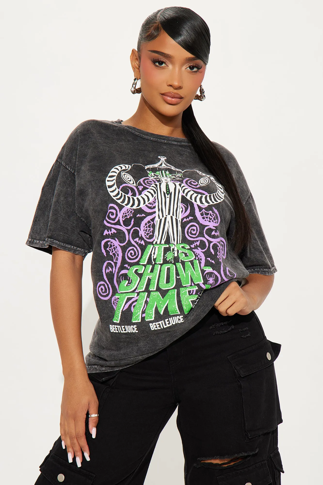 Beetlejuice It's Show Time Washed Tee - Black