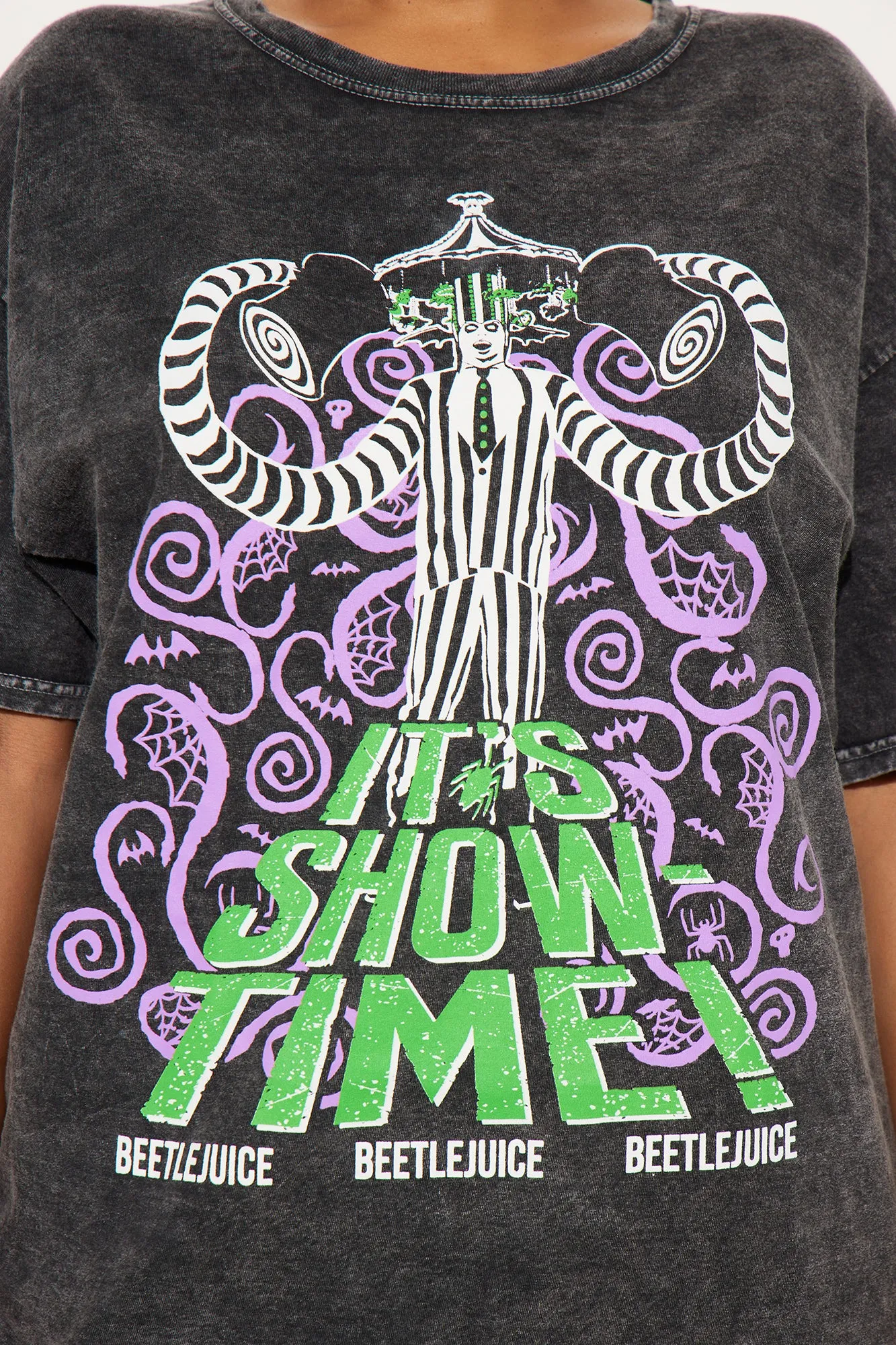 Beetlejuice It's Show Time Washed Tee - Black