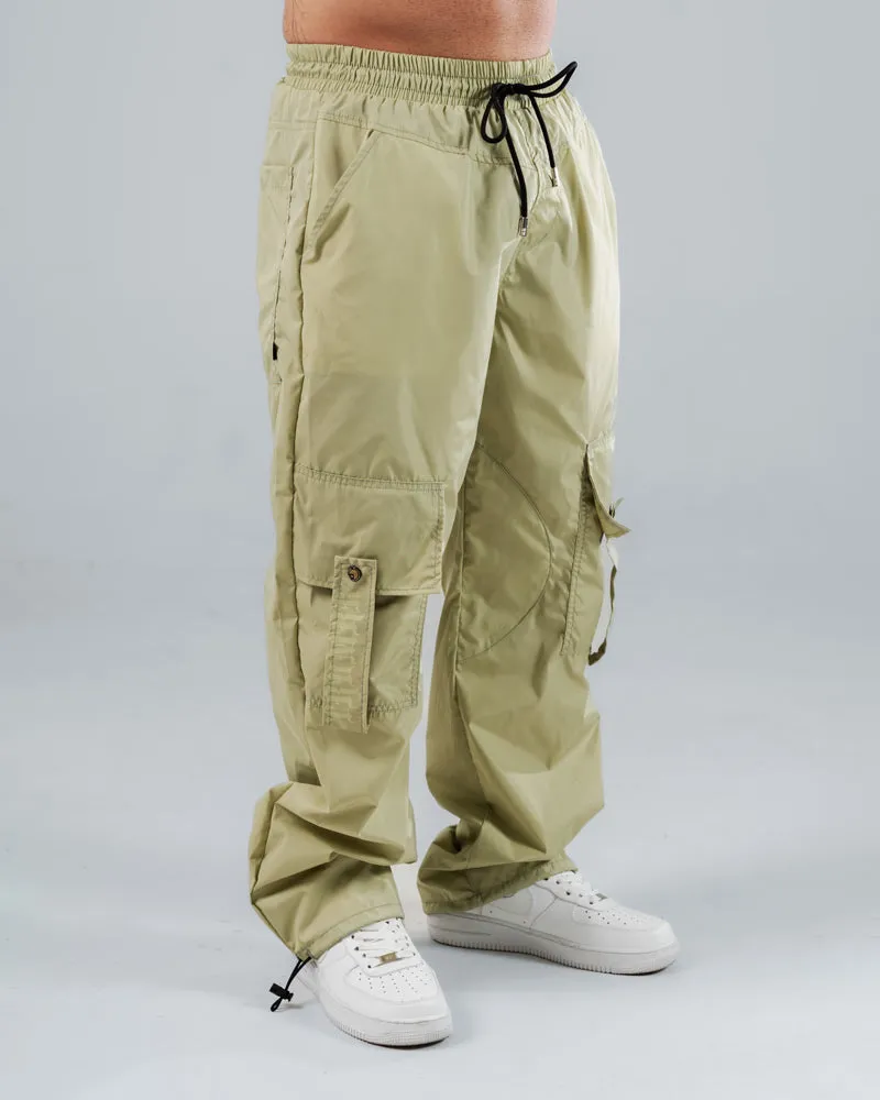 Parachute Cargo Pants Verde Laurel Con Bolsillos